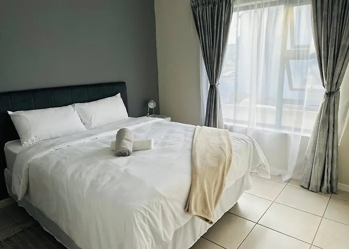 Delightful Retreat In Parklands,Cape Farms,Cape Town