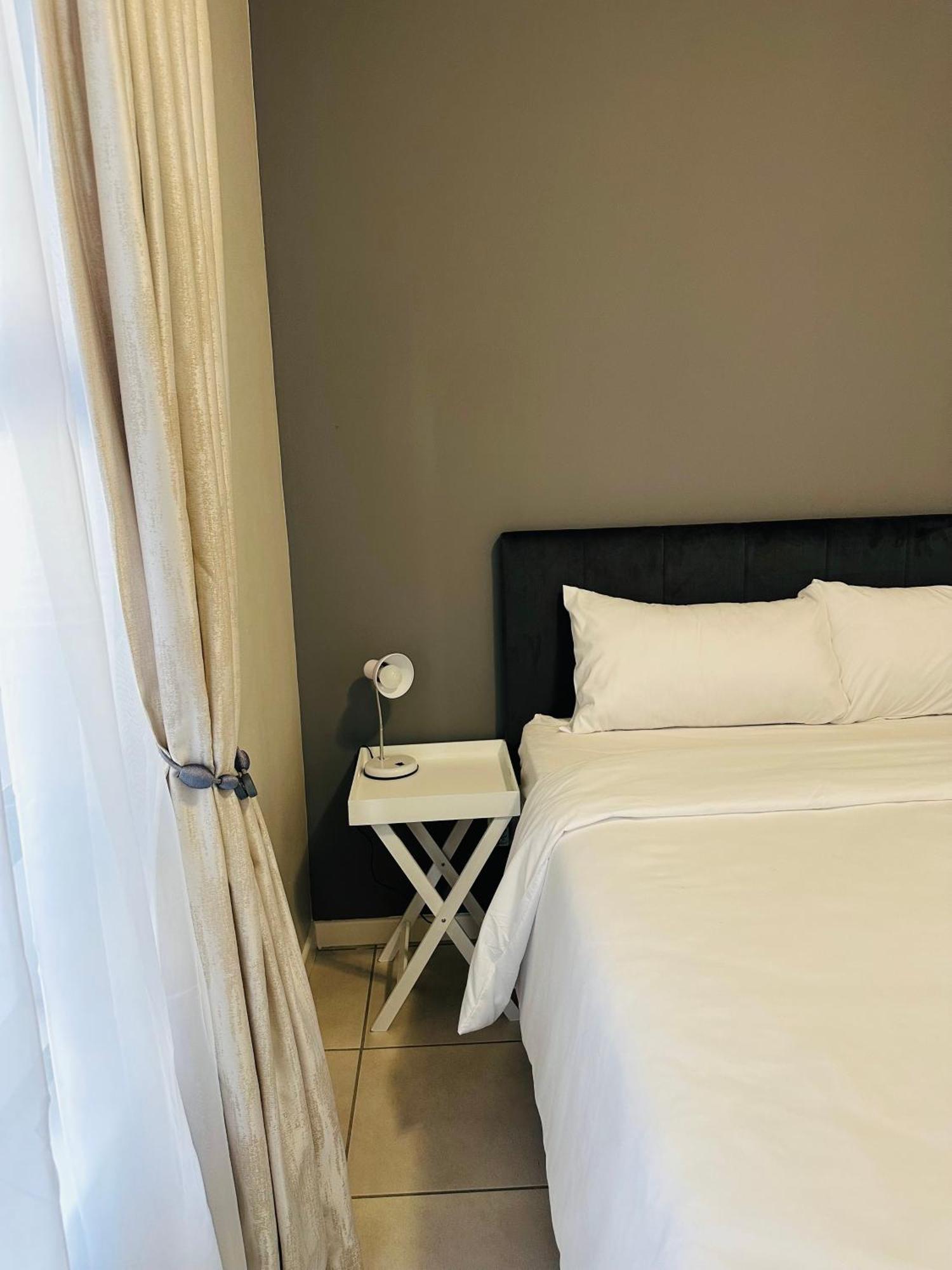 Delightful Retreat In Parklands,cape Farms,cape Town Kapstadt